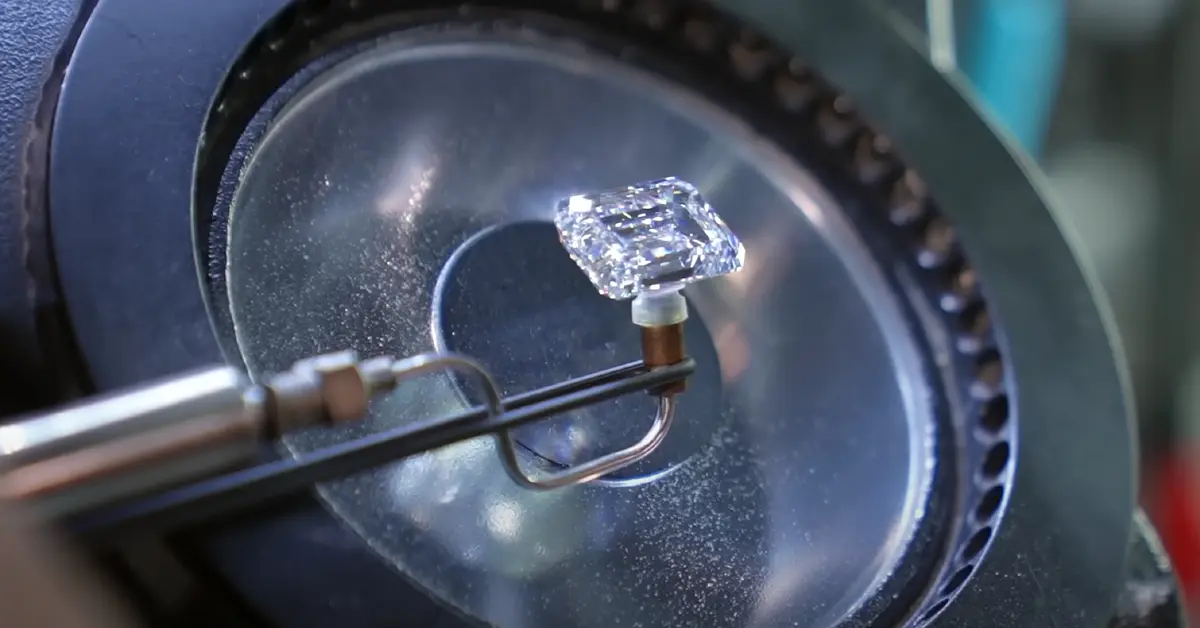 The Unstoppable Rarity of Natural Diamonds, How Lab-Grown Disruption is Creating Unprecedented Scarcity 💎