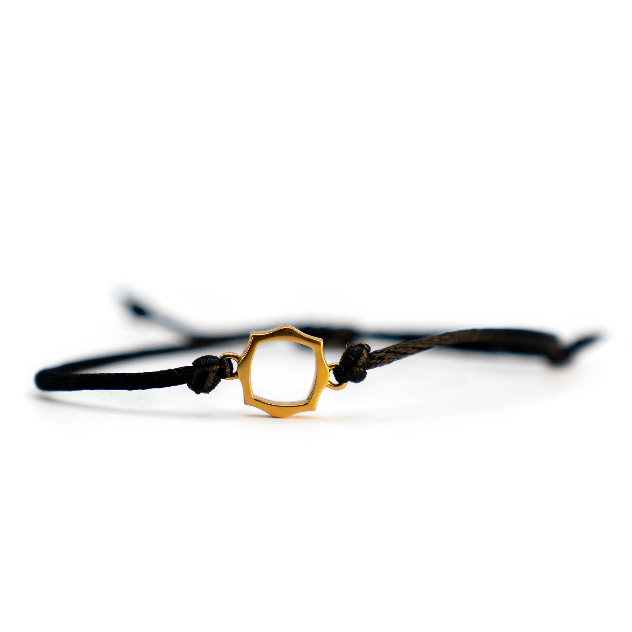 Estelle 22k Square With Outer Curves And Side Rings Bracelet