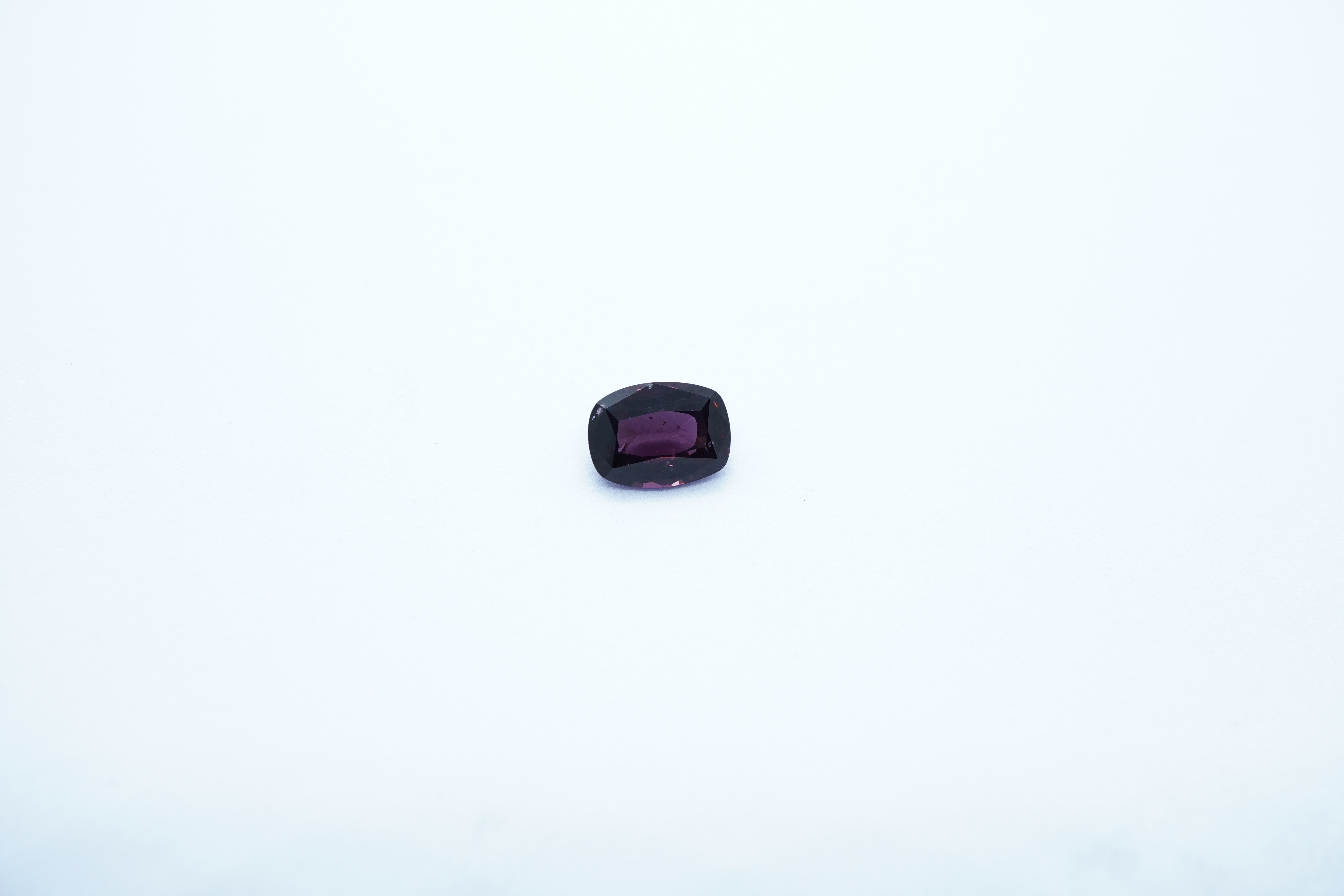 2.90 ct Cushion Pinkish Purple Spinel