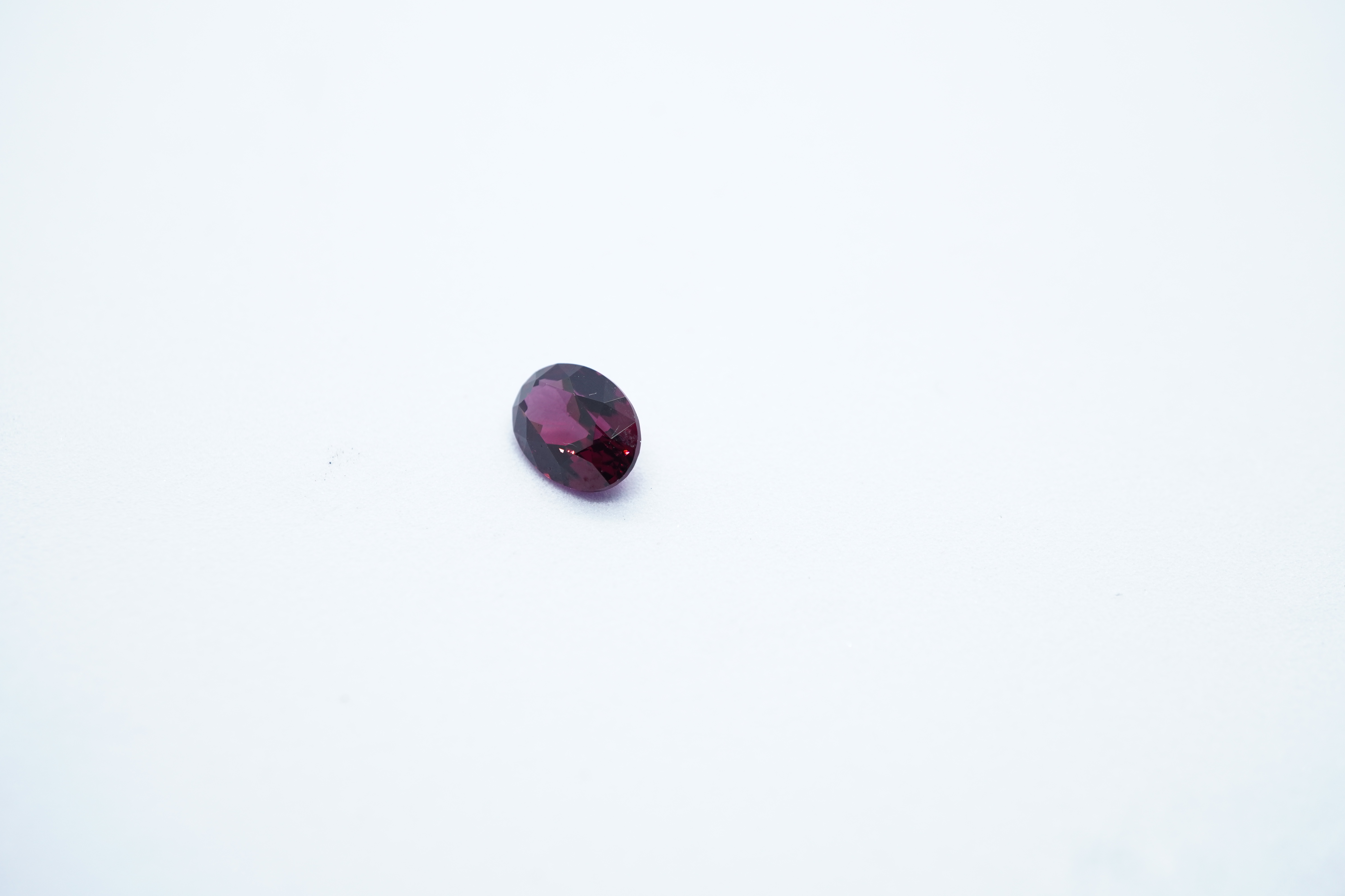 2.05 ct Oval Garnet