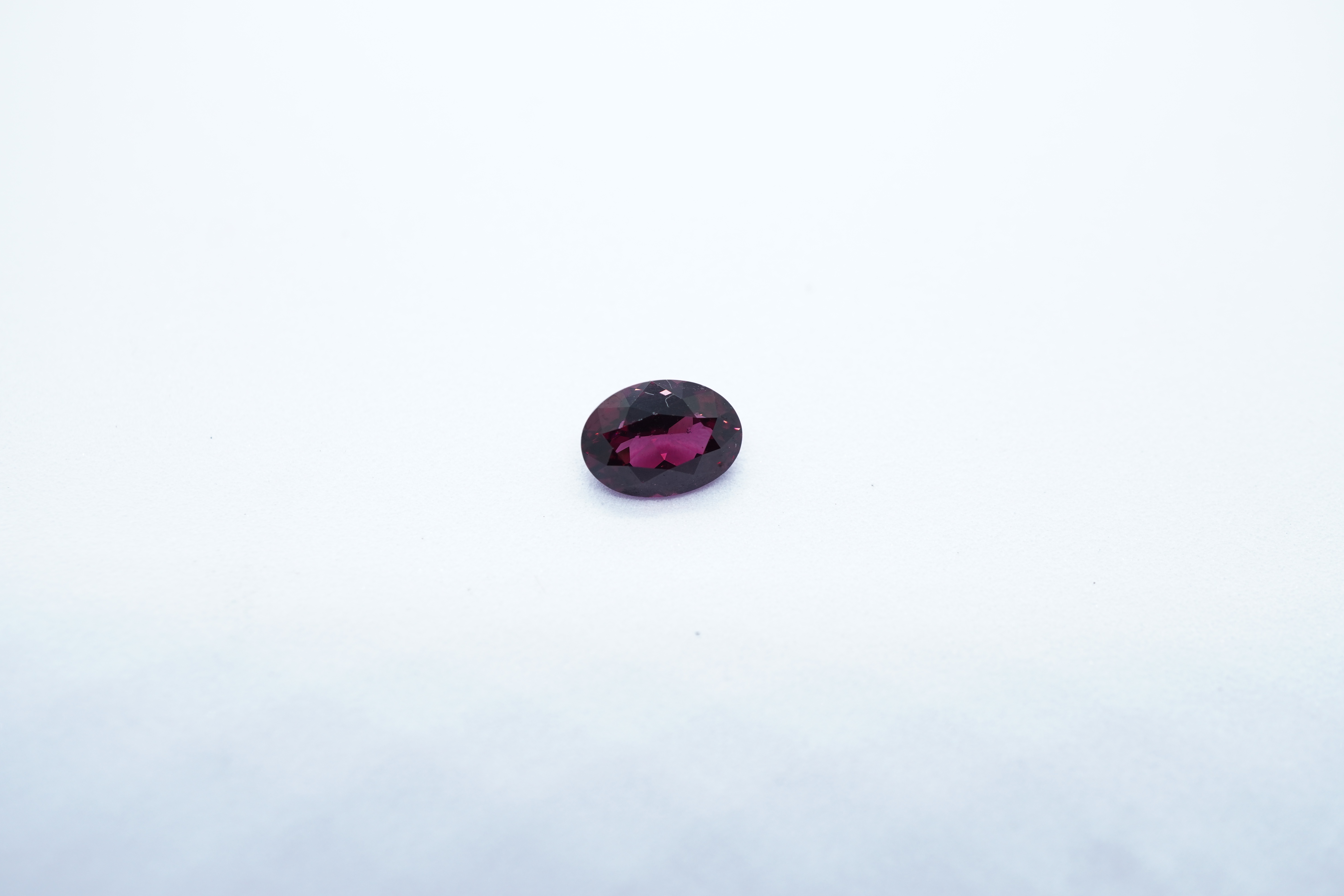 2.20 ct Oval Garnet