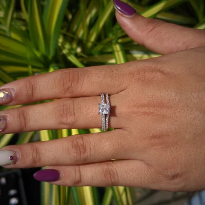 Lab Grown Diamond Wedding Ring for Her