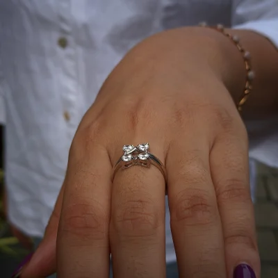 Minimalistic Lab Grown Diamond Ring for Her