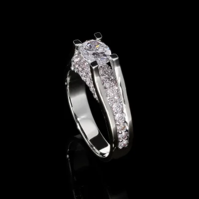 Lab Grown Diamond Oval Floating Ring